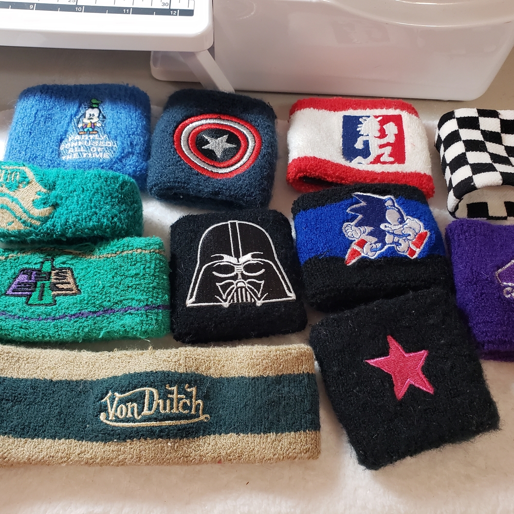 1 Headband N 10 Wristbands